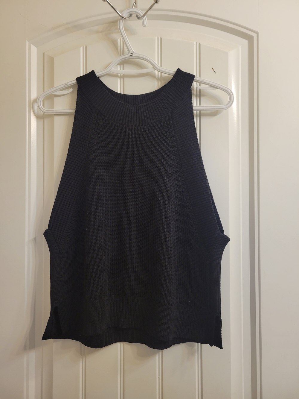 Babaton Black Ribbed Tank Top